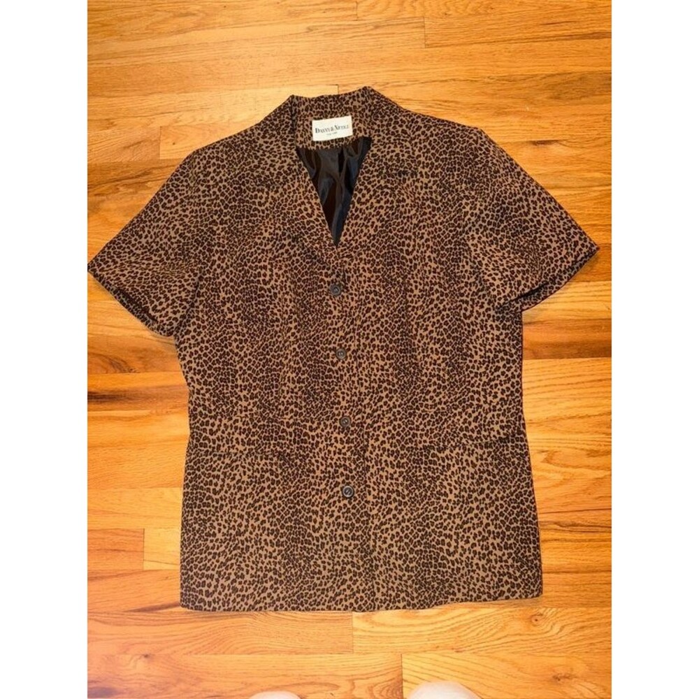vintage danny & nicole women’s short sleeve leopard blazer